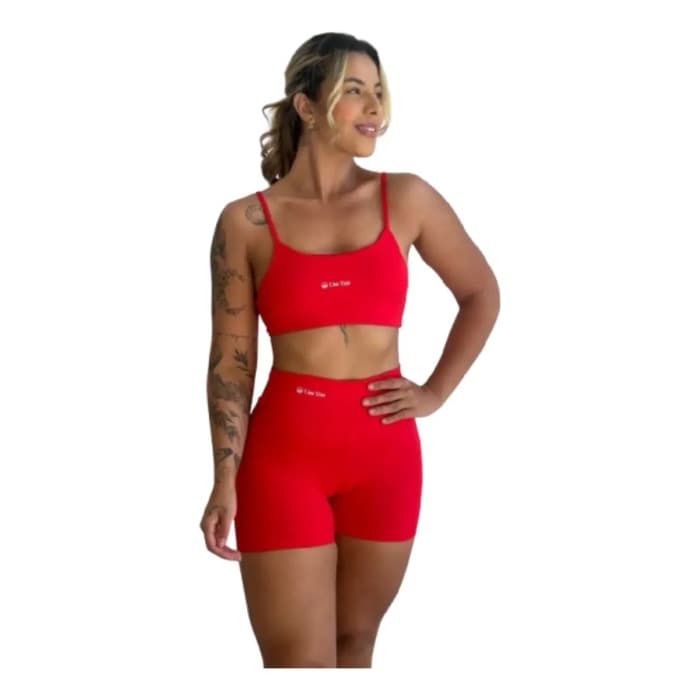 Conjunto Virginia (top, shorts e meia coxa)